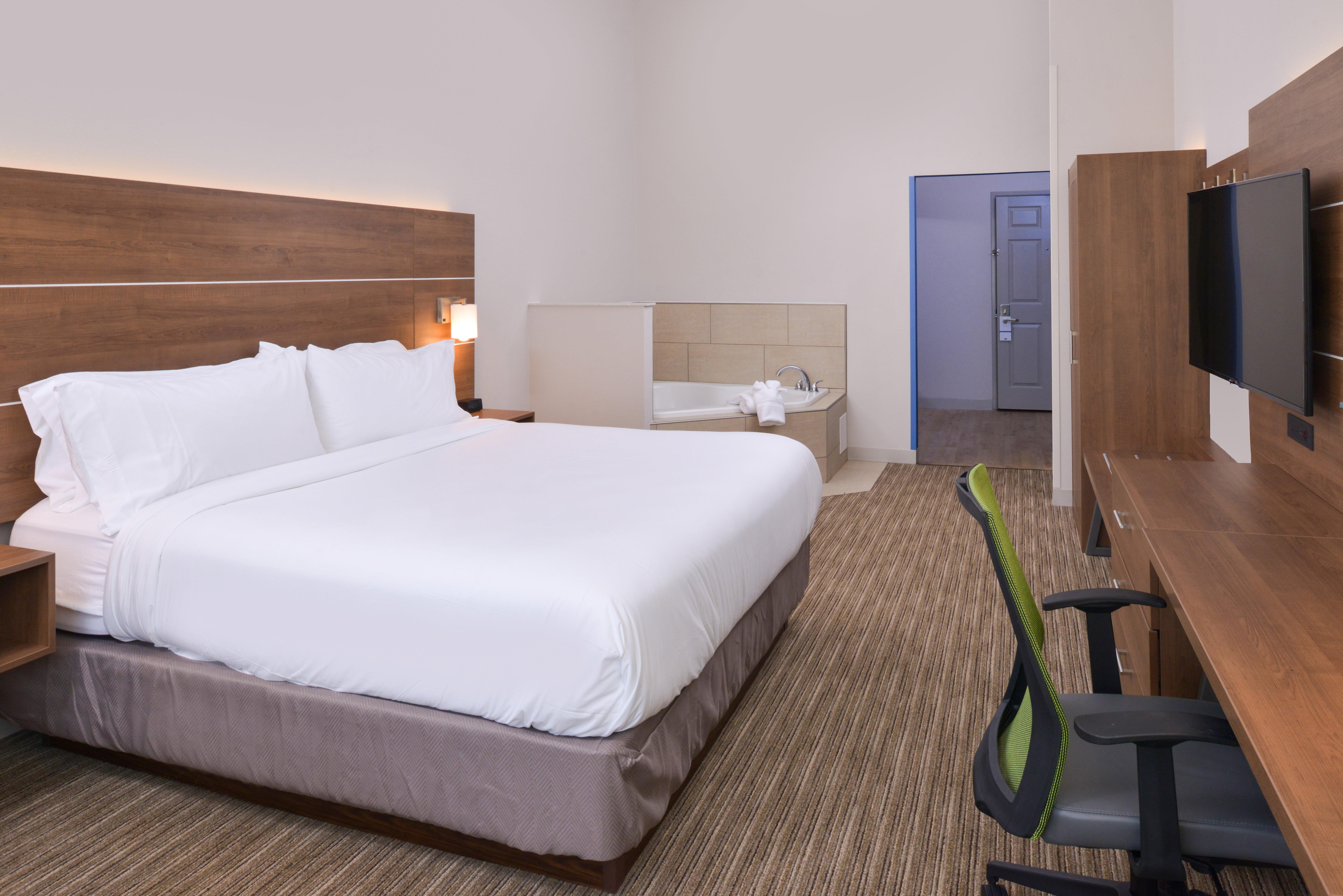 Holiday Inn Express & Suites - Omaha - 120Th And Maple By Ihg Eksteriør bilde