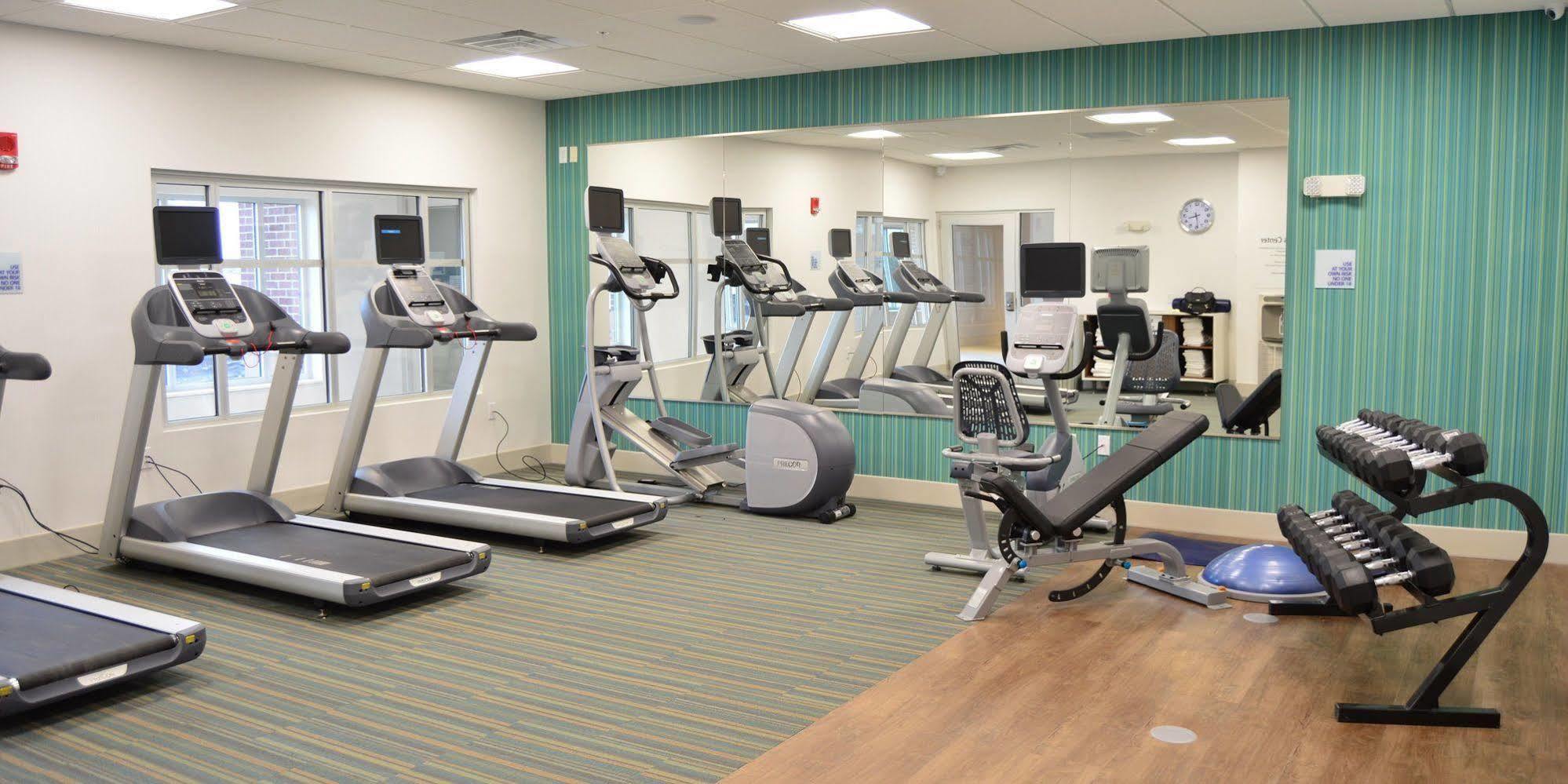 Holiday Inn Express & Suites - Omaha - 120Th And Maple By Ihg Eksteriør bilde